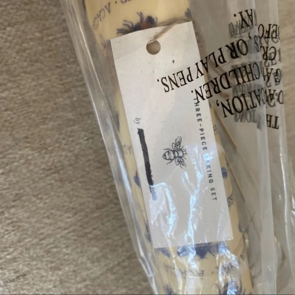 Anthropologie Busy Bee Baking Bundle Holiday Gift Set
